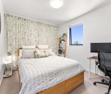 Modern Living with Panoramic Valley Views - Photo 3