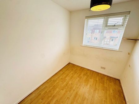 94, Bradshaw Road, Chichester - Photo 4