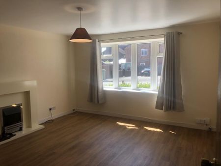 2 bedroom semi-detached house to rent - Photo 2