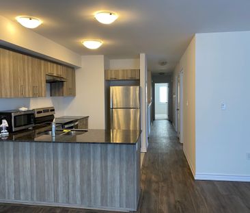 For Lease - 9 Hay Lane Unit# 4, Barrie, Ontario - Photo 5