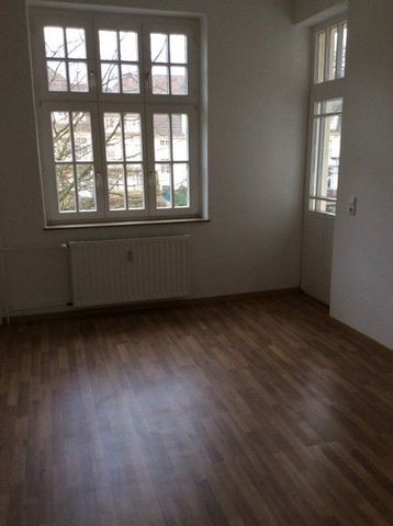 Mitten drin statt nur dabei: großzügige 4-Zimmer-Wohnung mit Balkon - Foto 3