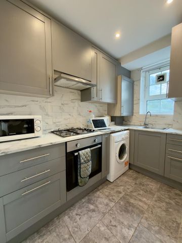 5 bedroom flat to rent - Photo 2