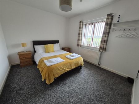 3 bedroom barn conversion to rent - Photo 2