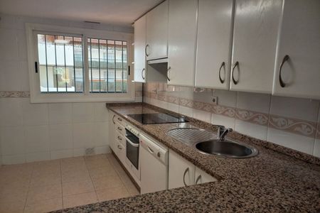 Middle Floor Apartment in Guadalmina Alta - Photo 4