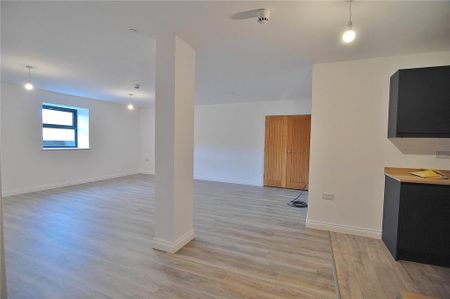 2 bedroom apartment to rent - Photo 4