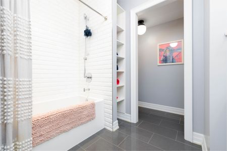For Lease - 73B Rumsey Road, Toronto, Ontario - Photo 3