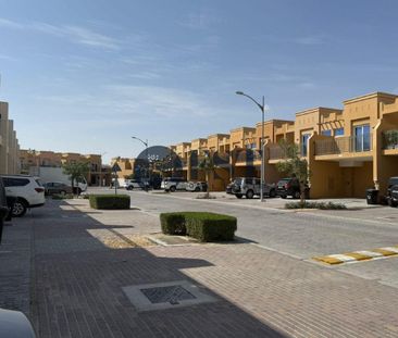 Ready to move-in | Pool View | Well Maintained - Photo 2