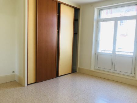 Location Appartement 2 pièces 45m² REIMS 51100 - Photo 2