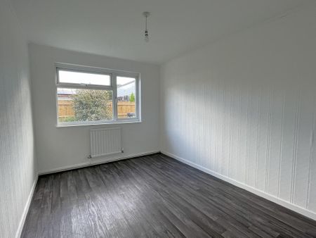 3 bedroom bungalow to rent - Photo 5