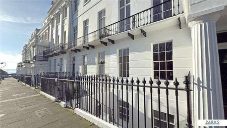 Sussex Square, Brighton, East Sussex, BN2 - Photo 4