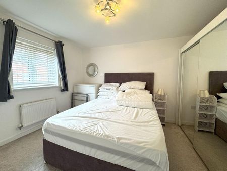 4 bedroom townhouse to rent - Photo 5