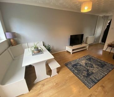 Downlands Way, Cardiff, Rumney - Photo 2