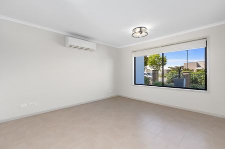 30 Hibberd Crescent, Forde ACT 2914 - Villa For Rent | Domain - Photo 2