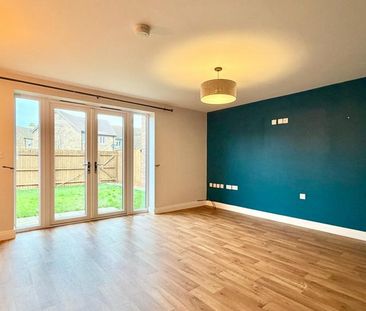 3 bedroom end of terrace house to rent - Photo 2