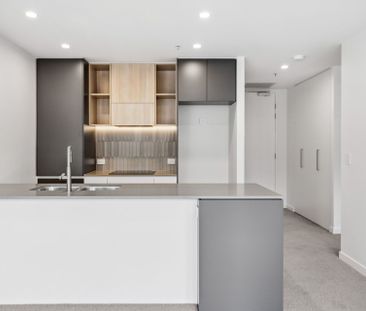 Bright 1-Bed with Study & Balcony – Optimised for Work + Relax - Photo 2