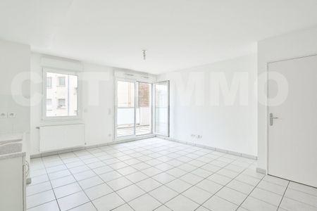 Location Appartement 3 Pièce(s) LYON 3EME ARR. (69003) - Photo 2