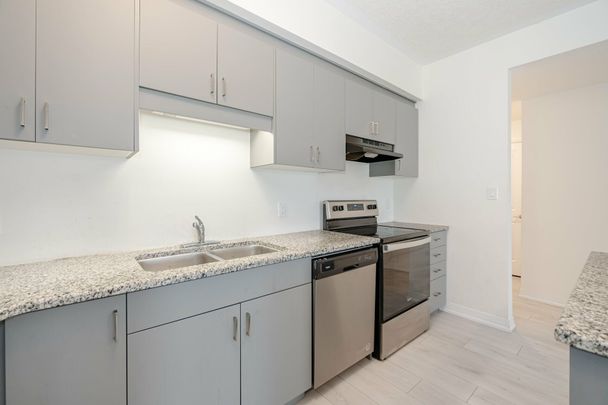 For Lease - 261 Woodbine Avenue Unit# 83, Kitchener, Ontario - Photo 1