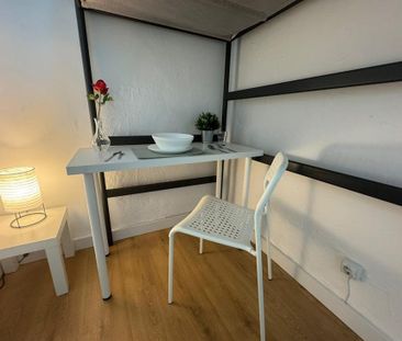 Calle del Marqués de Santa Ana, Madrid, Community of Madrid 28004 - Photo 5