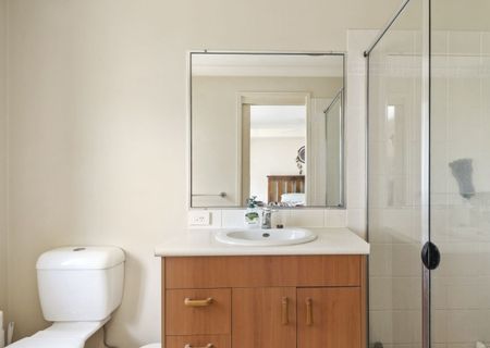Family Home with Open Living Spaces - Photo 5