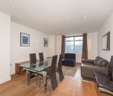 2 Bed Flat, Bondway, SW8 - Photo 3