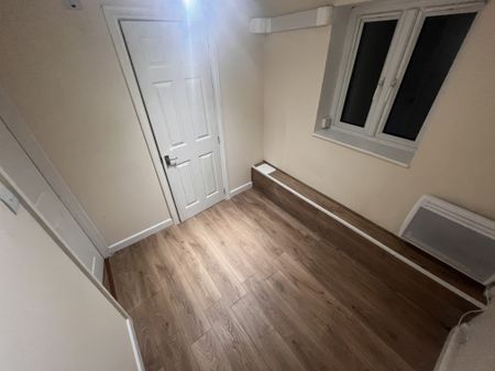 Holbrook Road, Rugby, Long Lawford - Photo 3