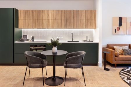 Monarch Square, London - Photo 5