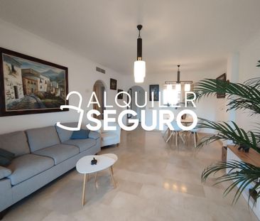 Alquiler de piso en Calle Bélgica - Photo 4