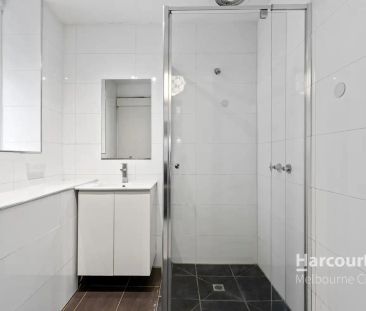 “Fawkner Park Perfection: Rare Boulevard Opportunity!” - Photo 6