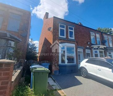 2 bedroom semi-detached house to rent - Photo 5