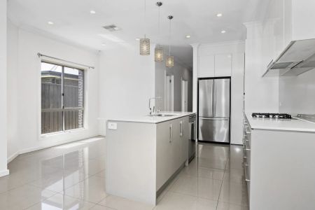 14 Hobart Avenue, - Photo 5