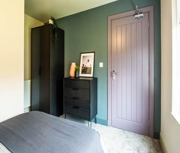 Rossefield Parade (Room 1), Bramley, Leeds - Photo 5