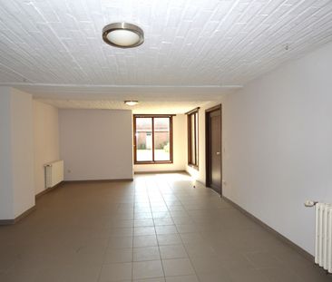 Charmante woning met 4 slpk. en een bruikbare opp. v. 359m². - Foto 3