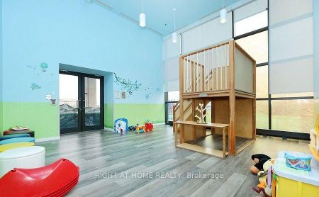 For Lease - 19 Singer Court Unit# 1701B, Toronto, Ontario - Photo 4