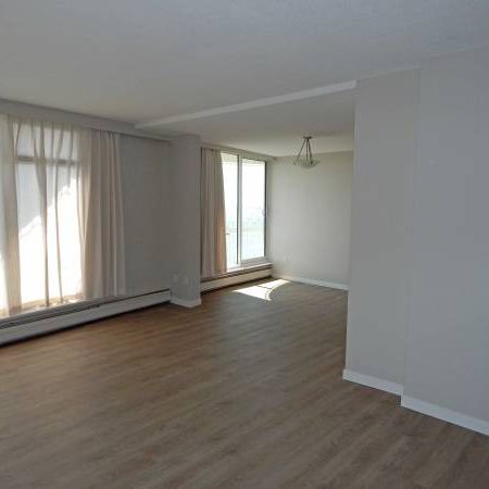 WEST END - 2 BDRM, 2 BATH - OCEAN VIEW - Photo 3