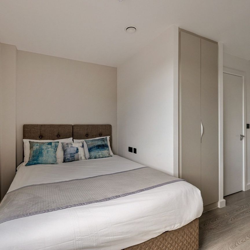 Studio Flat, Lowlands Road, HA1 - Photo 1