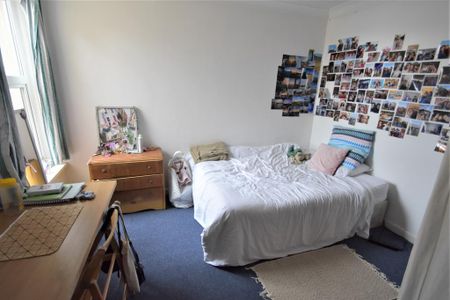 5 bedroom terraced house to rent - Photo 3