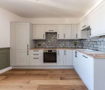 Cambray Place, Cheltenham, GL50 - Photo 4