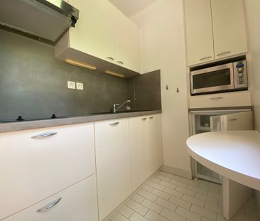 Location Appartement 2 pièces 45m² AIX EN PROVENCE 13100 - Photo 4