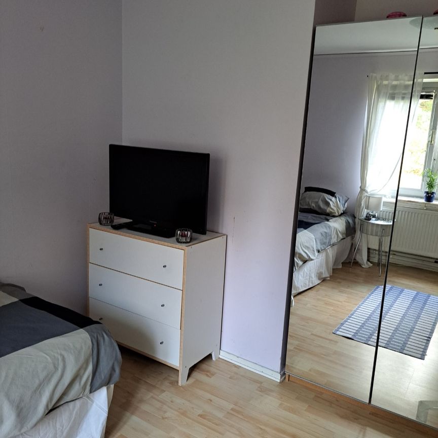 Fastlagsvägen, Hägersten - Foto 1