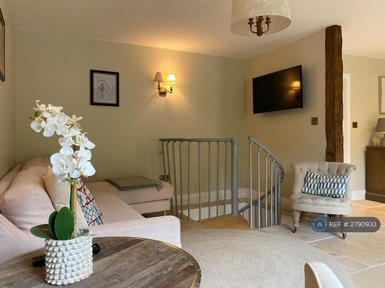 1 bedroom maisonette to rent - Photo 1