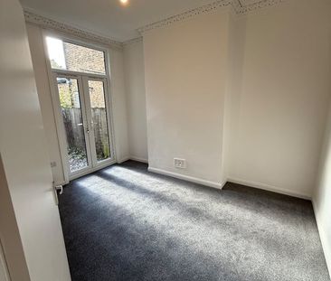 1 Bed Flat, Percy Road, N12 - Photo 1