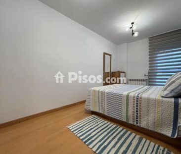 Apartamento en alquiler en Calle de la Iglesia, cerca de Calle de C... - Foto 4