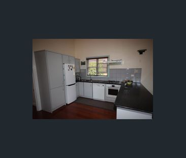 CHARACTER HOME IN GREAT LOCATION - Photo 4