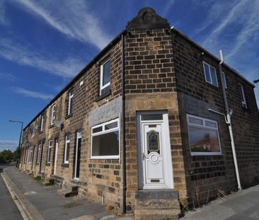 3 bed Terraced - To Let - Photo 1
