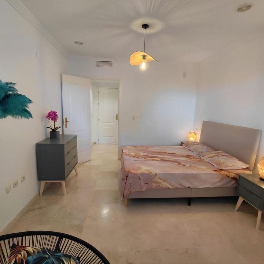 Piso de alquiler en Avenida de la Alcudia, 7, Río Real - Photo 1