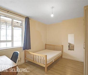 1 bedroom in a flat share to rent - Photo 3
