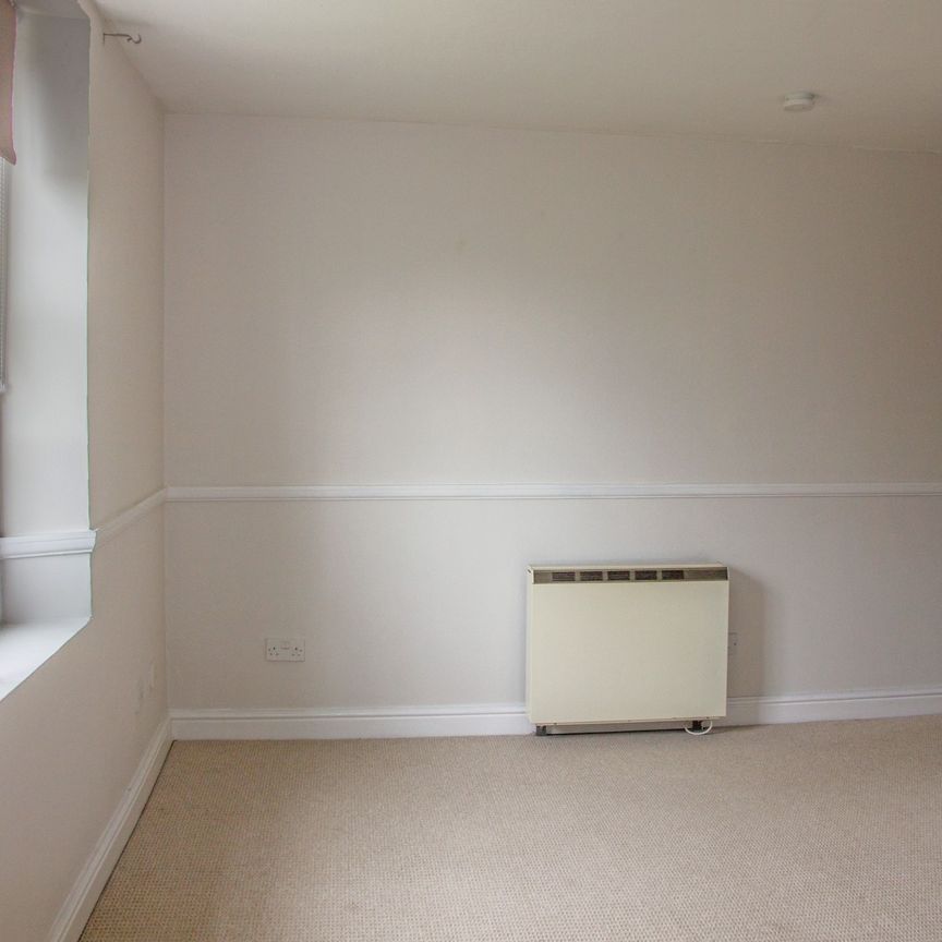 One Bedroom Apartment to let in Old Rectory Court, Marks Tey, Colchester - Photo 1