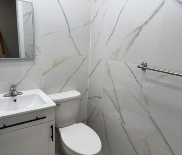 For Lease - 263 Hullmar Drive, Toronto, Ontario - Photo 5