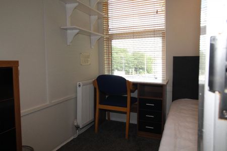 Fylde Road, PRESTON, Lancashire PR2 2NH - Photo 5