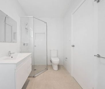 12a Gazelle Crescent, Fletcher NSW 2287 - House For Rent | Domain - Photo 6